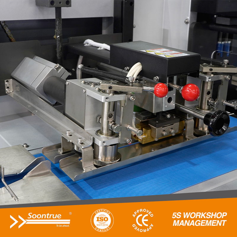 Box motion flow wrapping machine - SW280X